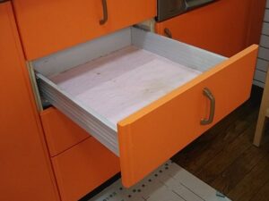 神奈川のキッチン取付け隊　引き出しメンテナンス　施工後